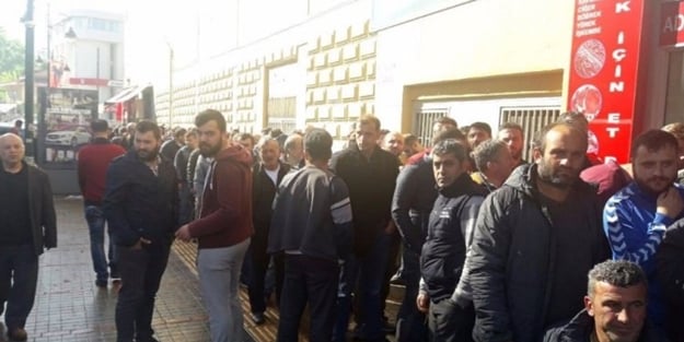 Haberi duyan koştu! Uzun kuyruklar oluştu