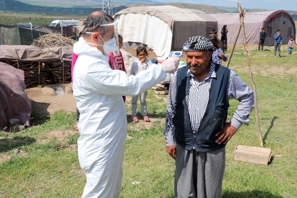 Mevsimlik tarım işçileri korona virüs taramasından geçti 