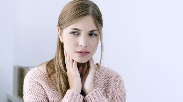 Mevsimsel geçişlerde boğaz ağrıları artıyor