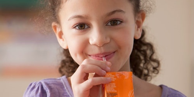 Meyve suyu değil kuru meyve verin