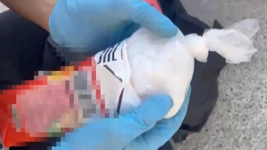 Meyve suyu kutusundan öyle bir şey çıktı ki... Herkes şoke oldu
