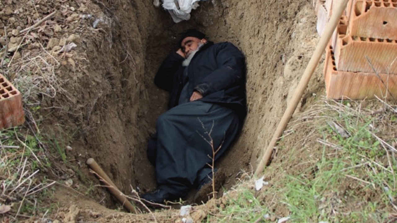 '' Mezarımı kendim kazdım''!!!