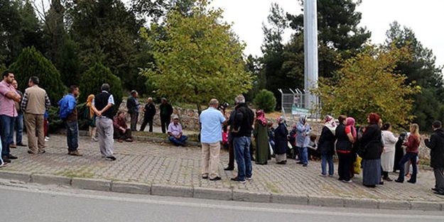 Mahallesi isyanda! Mezarlıkta böyle şey olur mu