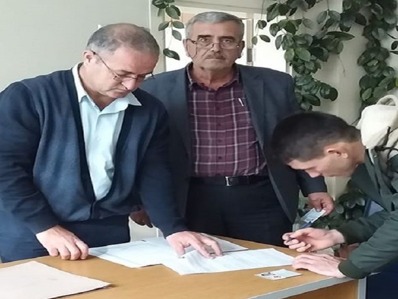 Mezarlık için tarlasını bağışladı 