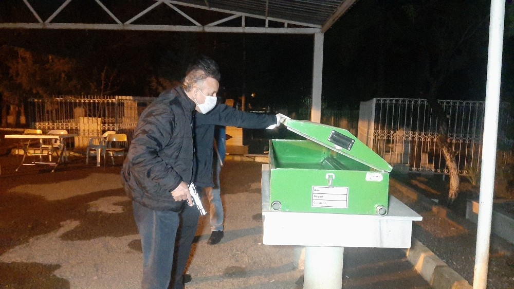 Mezarlıkta korkutan kadın çığlığı 