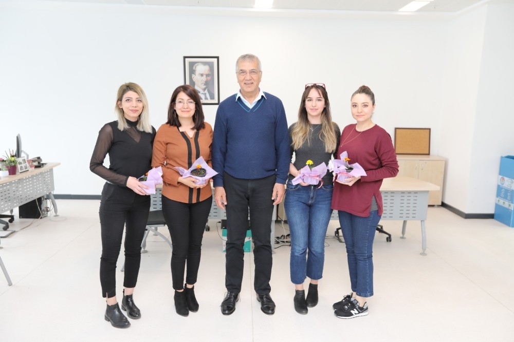 Mezitli’de kadınlar unutulmadı 