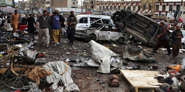 Mezuniyet törenine saldırı: 100 ölü