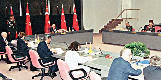 ‘MGK tutanakları eksiksiz gönderilsin’