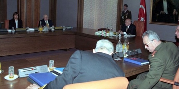 MGK'da Erbakan'ın önüne konulan haber!