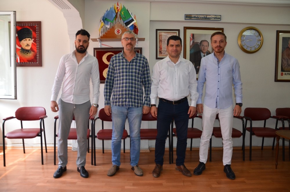 MHP Bornova’dan gençlik atağı 
