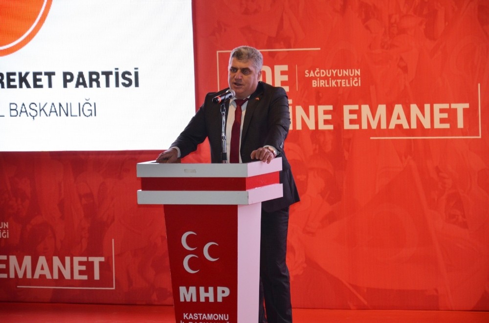 MHP İl Başkanlığı Cide Belediye Başkanı adayını tanıttı 
