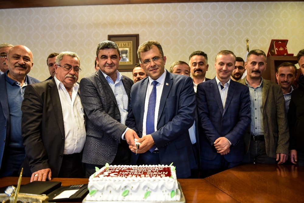 MHP İlçe Teşkilatı’ndan Başkan Çatal’a ziyaret 