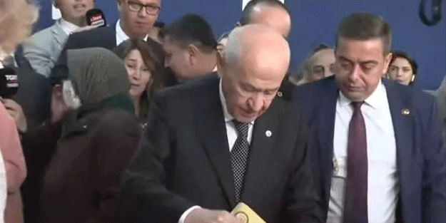 MHP lideri Bahçeli oyunu kullandı: Seçime yüksek bir katılım olduğu görülmekte