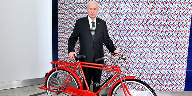 MHP Lideri Bahçeli'yi daha önce hiç böyle görmediniz!