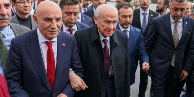 Devlet Bahçeli'den Turgut Altınok'a sürpriz