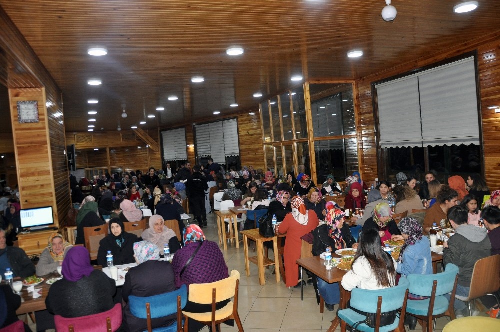 MHP Milletvekili Arzum Erdem Yenice’de 