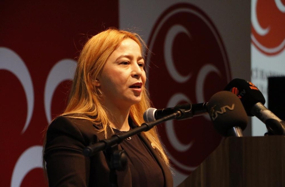 MHP Milletvekili Esin Kara: “Sosyal medyada sahte hesaplar kapatılmalı” 