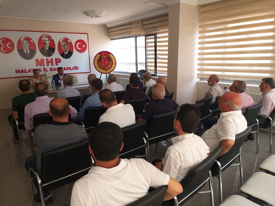 MHP’de istişare toplantısı 