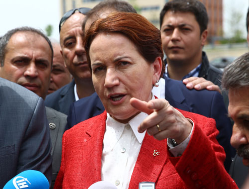 MHP'de kurultay krizi! Akşener YSK'ya gitti!