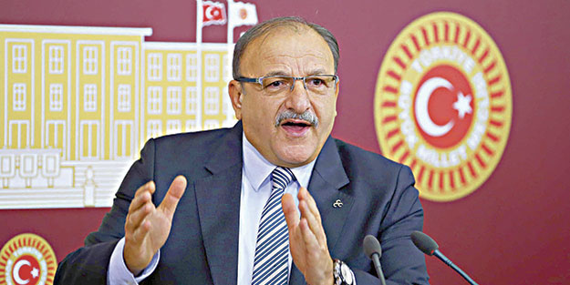 MHP’de şok: Oktay Vural istifa etti