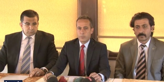 MHP'de toplu istifa