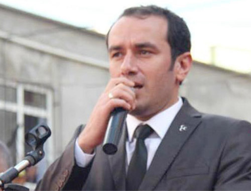MHP'li başkan Çerekçi 'el etek öpüyoruz' deyip istifa etti