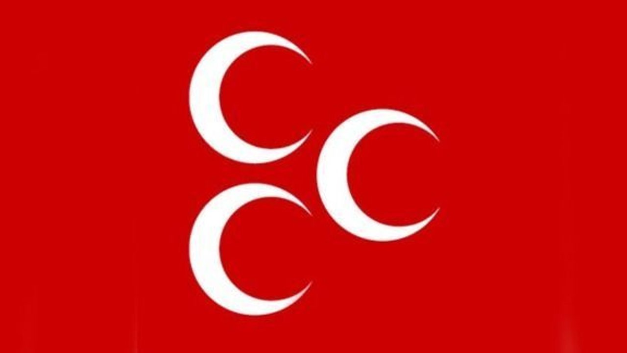 MHP’li Belediye Başkanı trafik kazası geçirdi