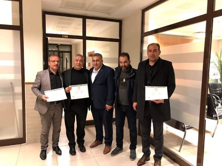 MHP’li Belediye Başkanları mazbatalarını aldı 