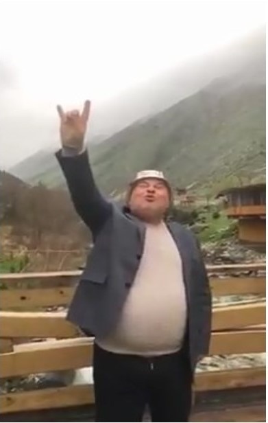 MHP’li Enginyurt, Tanrı Dağları’nda bozkurt gibi uludu 