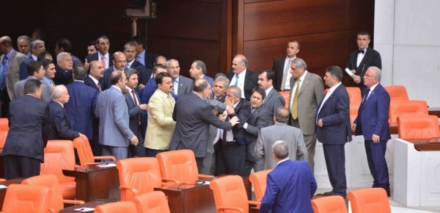 MHP'li vekilden çirkin tweet