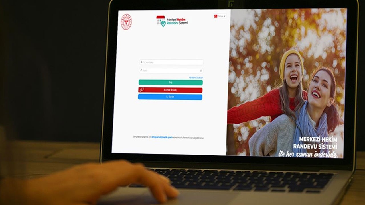 MHRS'de 15 yıl geride kaldı: 2 milyar 169 milyon randevu verildi