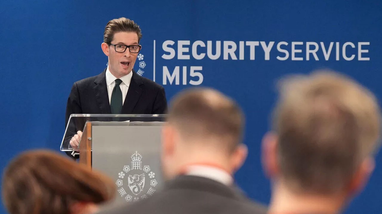 MI5'ten Rusya ve İran uyarısı! "Komplo ardına komplo gördük"