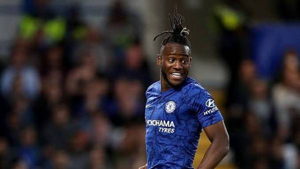 Michy Batshuayi kimdir kaç yaşında? Michy Batshuayi kariyeri