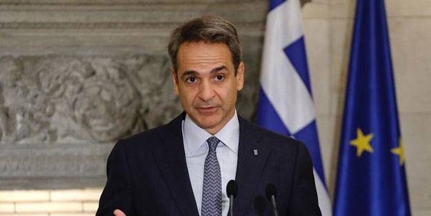 Miçotakis heykel peşine düştü