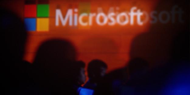 Microsoft kullanıcılarını yapay zekâ ile adım adım izliyor!