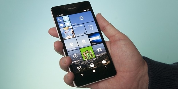Microsoft yeni akıllı telefon üretiyor