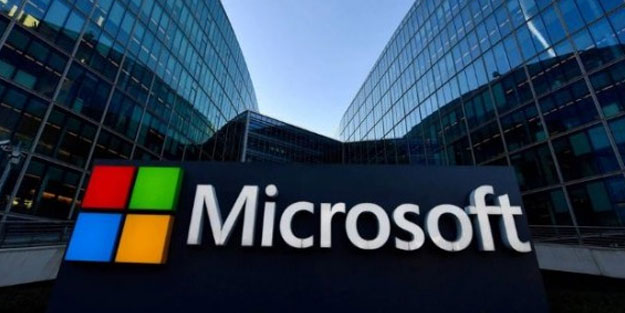 Microsoft’un tahtı sallanıyor! Rekor kayıp
