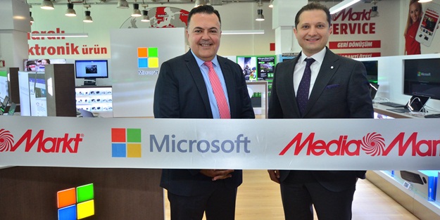 Microsoft’un Türkiye’deki ilk mağaza içinde mağazası Ankara KentPark MediaMarkt’ta açıldı