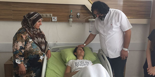 Mide ağrısıyla gittiği doktorda şaşkına döndü