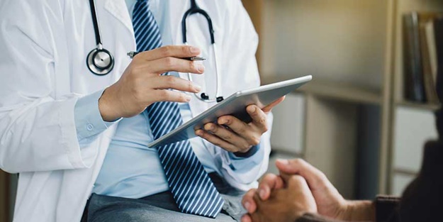 Mide bulantısı şikayeti ile hastaneye giden 14 yaşındaki kıza büyük şok!