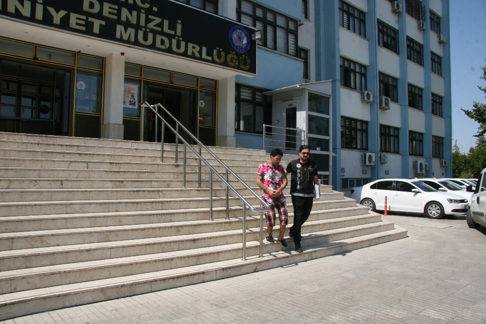 Midesinde 112 gram eroinle yakalandı 