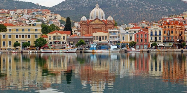 Midilli Belediye Başkanı: Avrupa'nın yükünü artık taşıyamayız