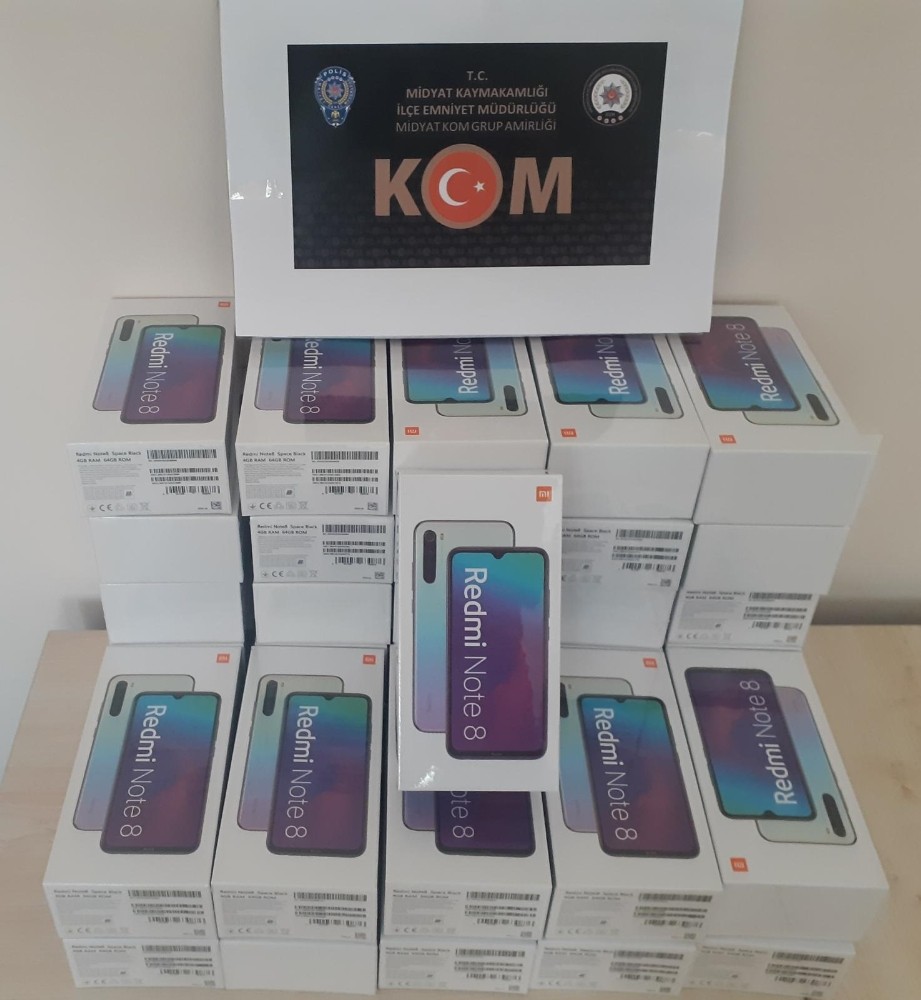Midyat’ta 86 bin TL’lik kaçak telefon ele geçirildi 