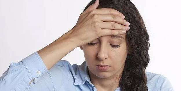 Migren ağrısı nasıl geçer? Migren ağrısı için evde ne yapılır?