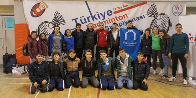 Mihmandar Badmintoncular şampiyon!