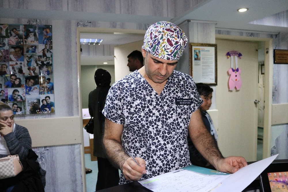 Mikro tese ameliyatıyla 7 yıllık çocuk hasreti son buldu 