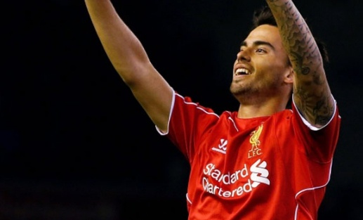 Milan Liverpool'lu yıldızını kaptı