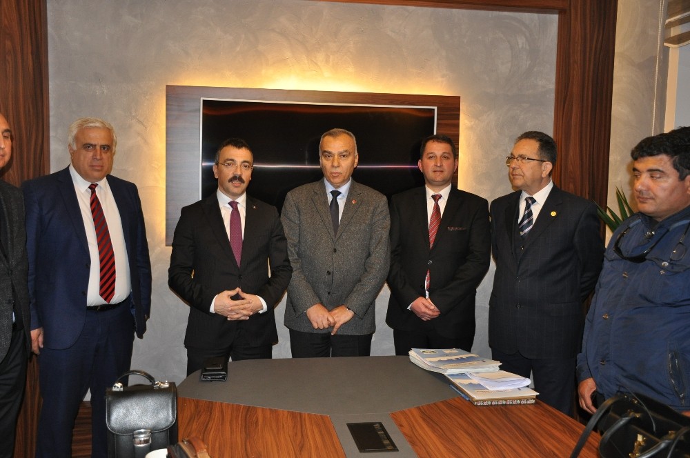 Milas’ta yetki belgesi ve ödül dağıtım töreni yapıldı 