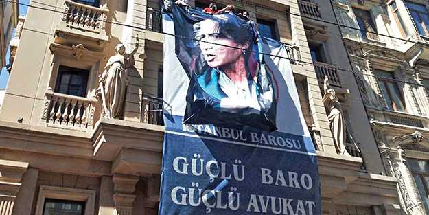 Militana ‘cübbe’ giydirilmeyecek! Teröre destekçi barolara son neşter vuruluyor