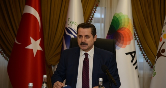'Millet demokrasiye vurulan darbeye karşı'